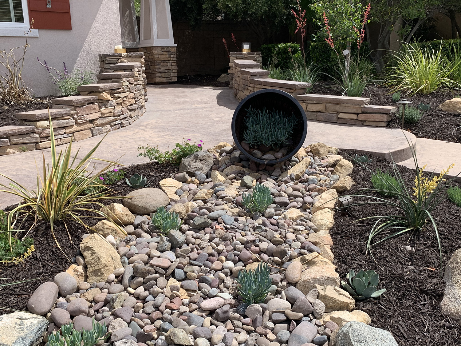 River Rock, Streambed Cobbles for Dry Creek Beds near Tacoma, WA