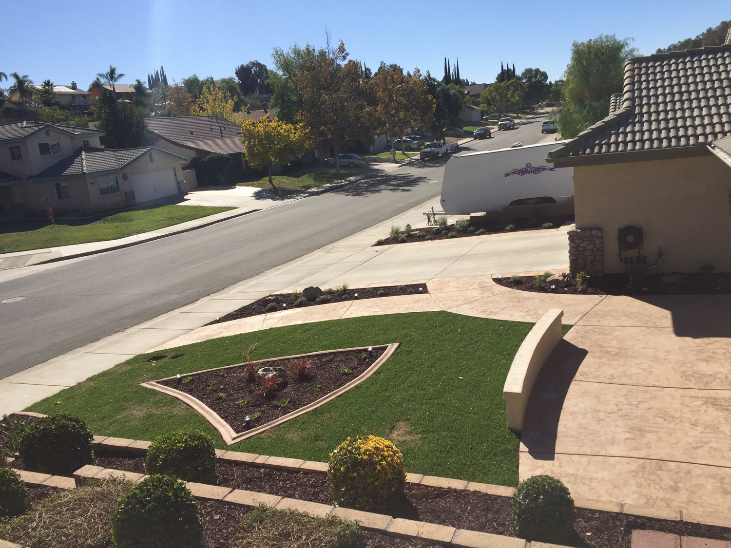 Front yard design with courtyard and walkways in Temecula McCabe's Landscape Construction