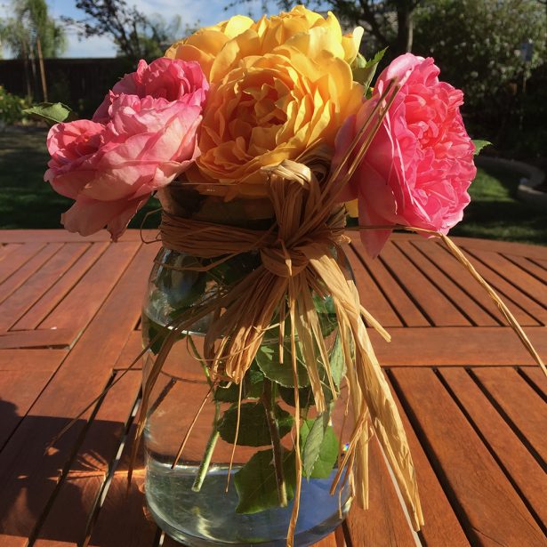 Floral arrangement of Roses